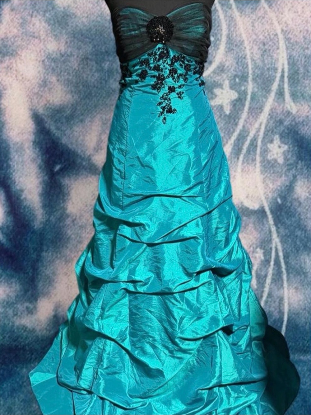 ONYX NITE Strapless Teal Evening Gown with Black Appliqué
